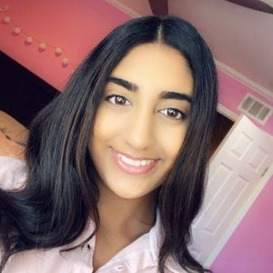 Meet your Posher, Jasmine